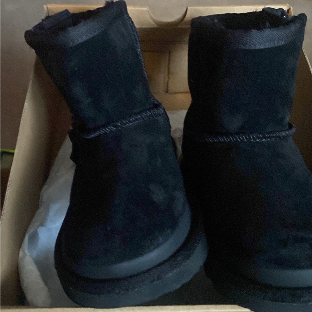 UGG Black Suede Boots with Side Zipper - Picture 2 of 4